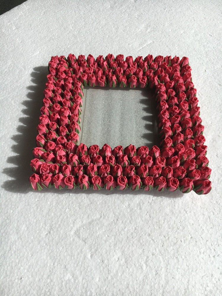 Tiny Pink Roses Resin Photo Frame