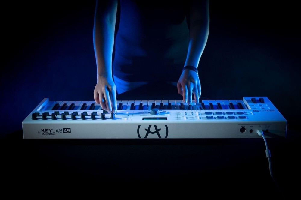 Arturia KeyLab 49 49-Note MIDI Keyboard Controller with Software Bundle