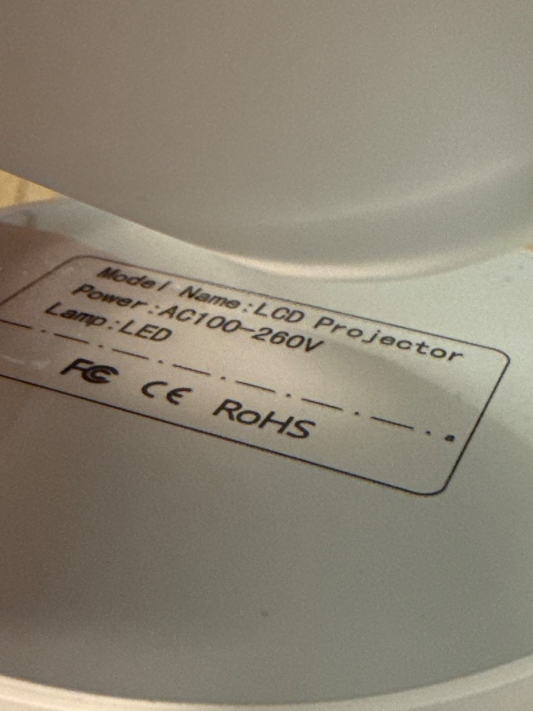 Pixi Beam LCD projector 4k Smart Tv Bundle