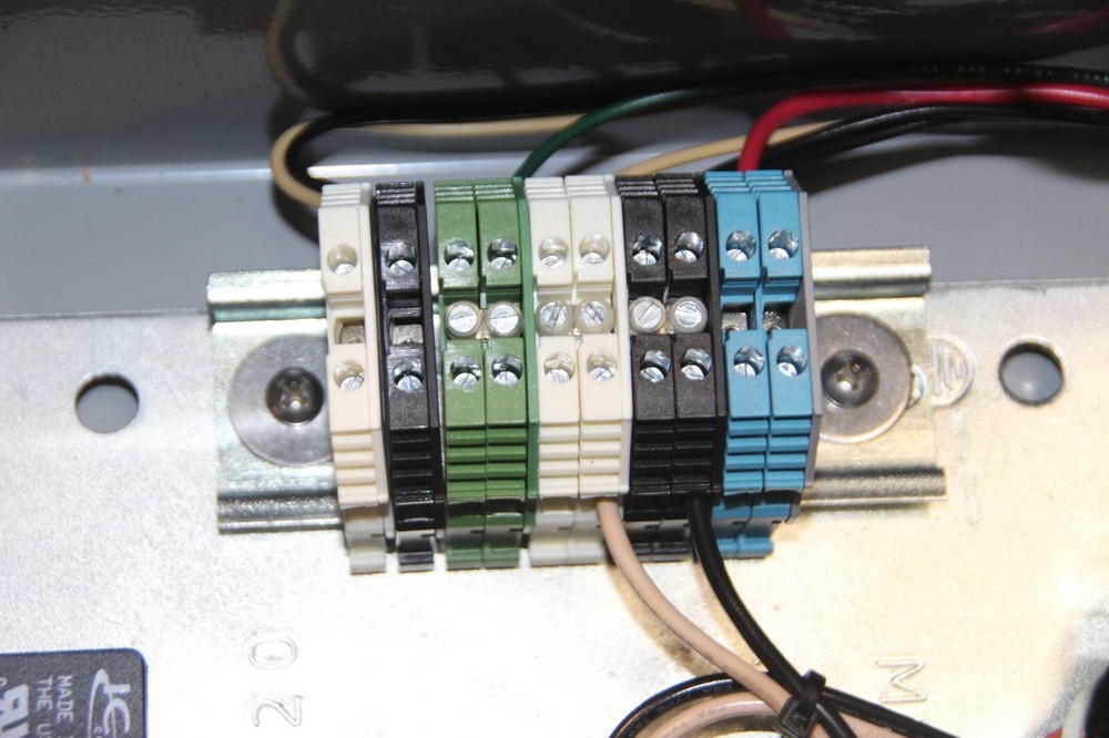 Fresh Aire UV Diversitech TUVC-CBX Control Box w/ TUVC-INTLCK Switch NIB