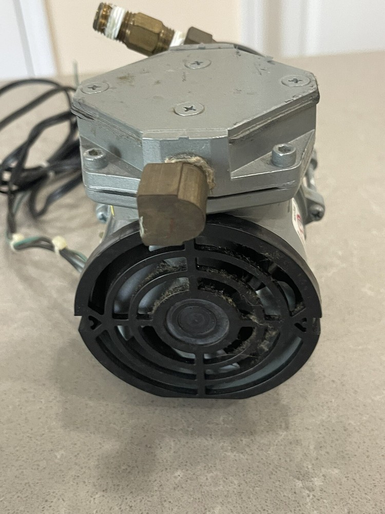 Gast Vacuum Pump Model MDA-V121-AB