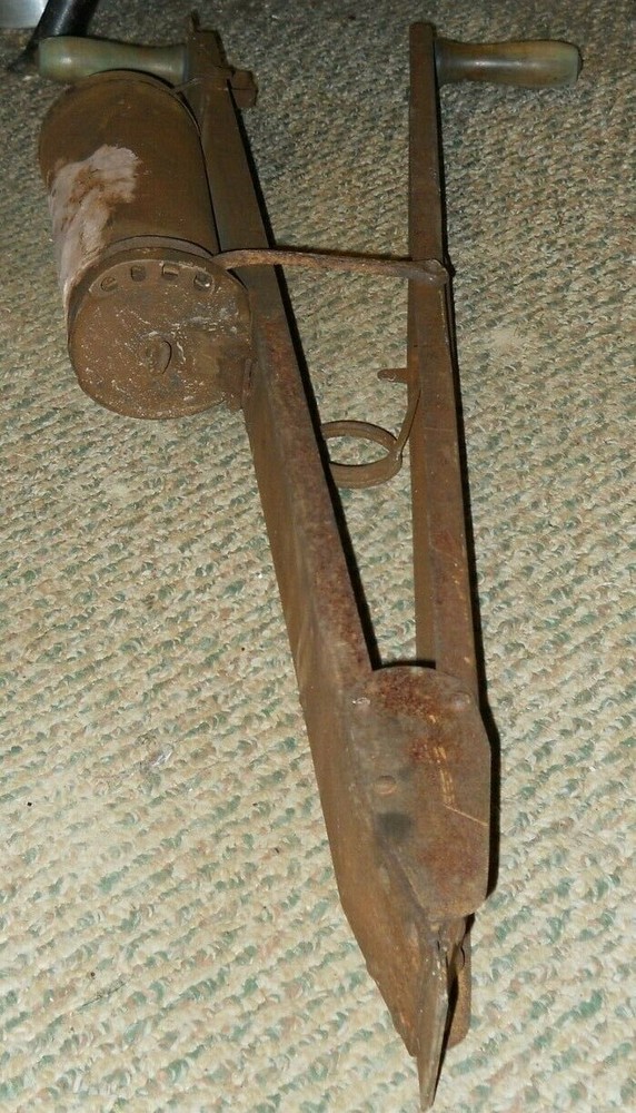 ANTIQUE TOOL HAND HELD CORN SEED PLANTER PRIMITIVE
