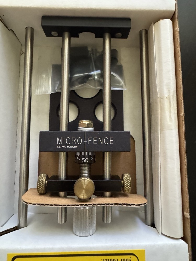 MICRO FENCE EDGE-GUIDE SYSTEM. NEW OPEN BOX