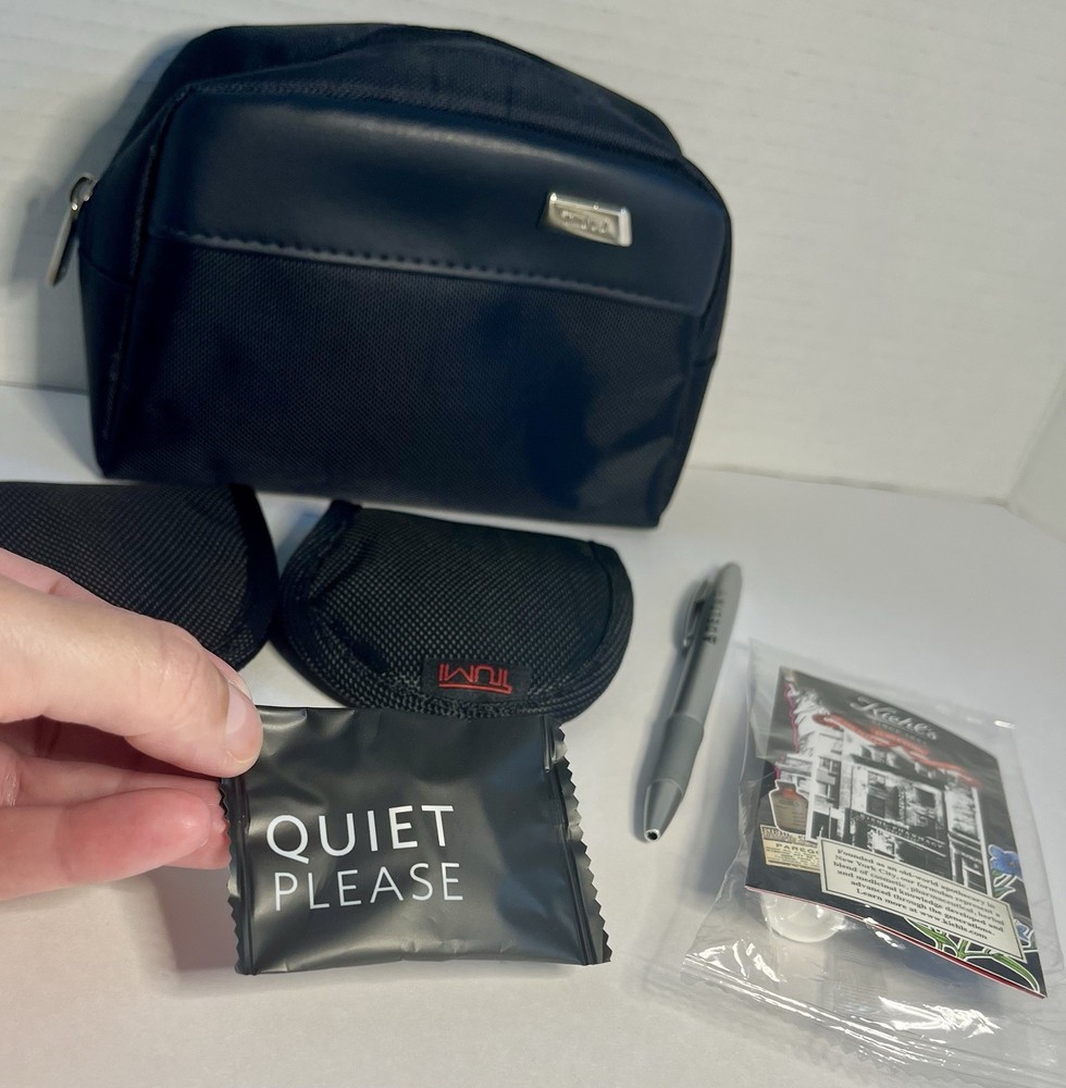 Delta Airlines TUMI Amenity Kit Blue Nylon Zippered Case