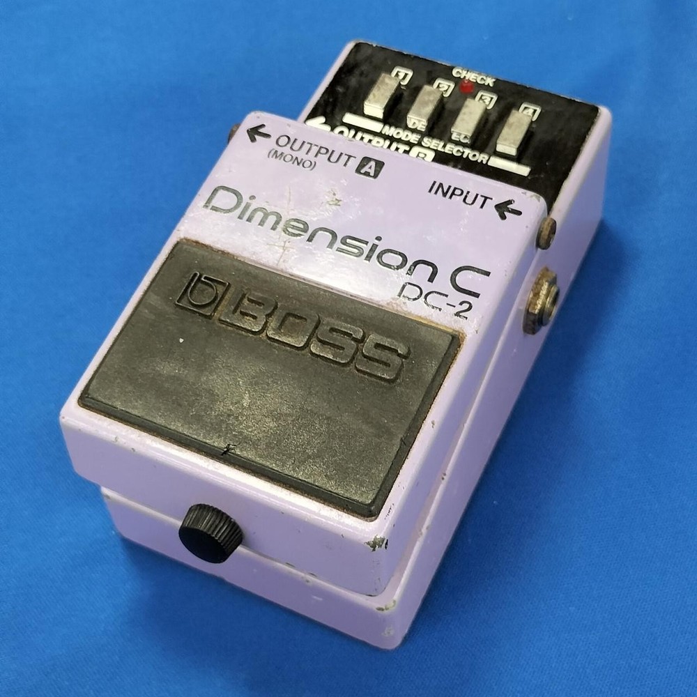 BOSS DC-2 Chorus Guitar Effects Pedal Used
