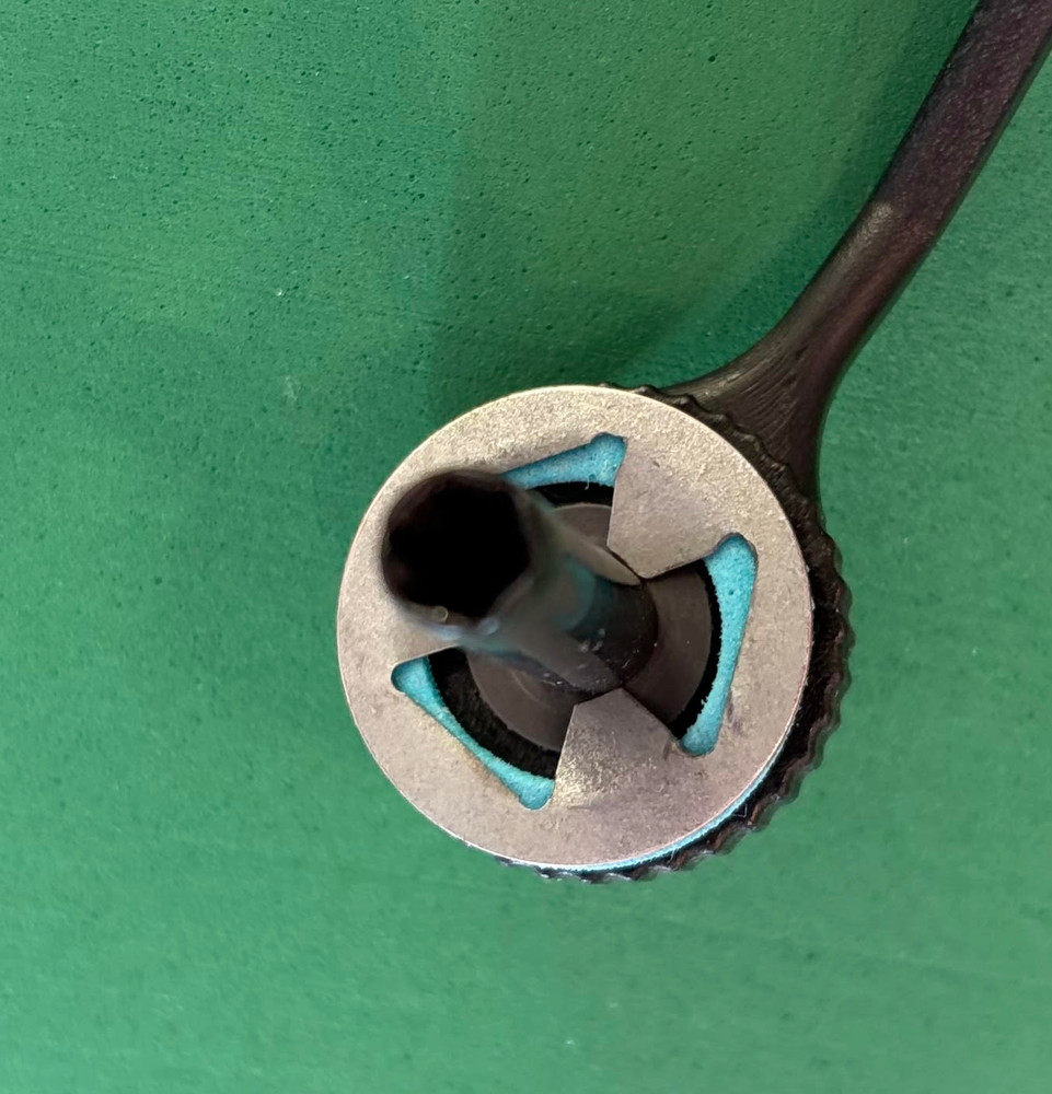 fly tying bobbin solid ceramic tube clutch disc drag.