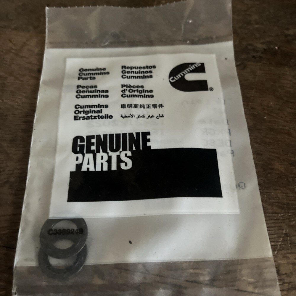 2 NOS Cummins OEM 4934279- Sealing Washer