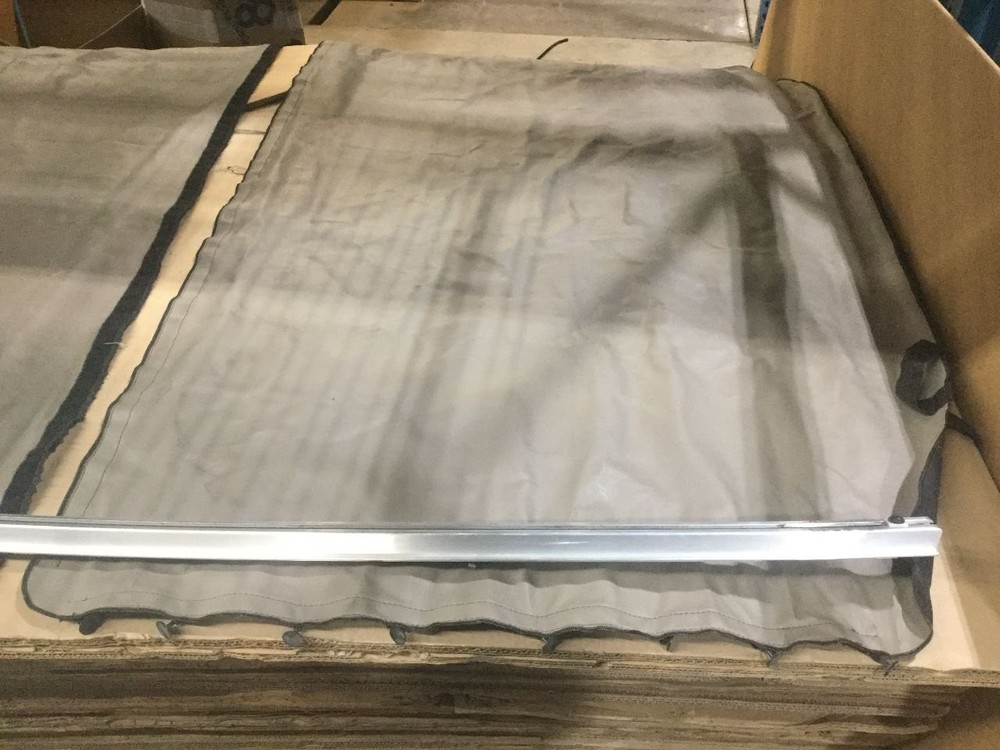 Freightliner CASCADIA GREY SLEEPER OPENING Interior Curtain - Used