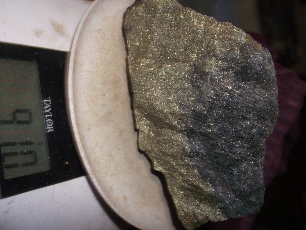 Gold, silver, copper, 910 grams samples ,ore high grade .