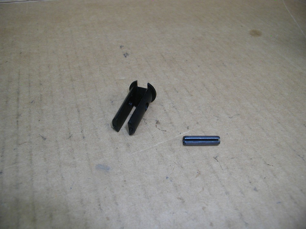 Crosman Legacy 1000 - Pump Guide Stop w/ Pin