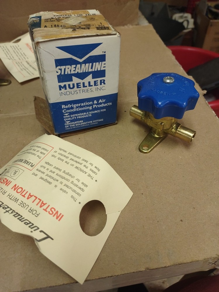 Mueller Hand Valve  3/8 OD, A14840, Packless Line Hand Valve, Large Blue Handle