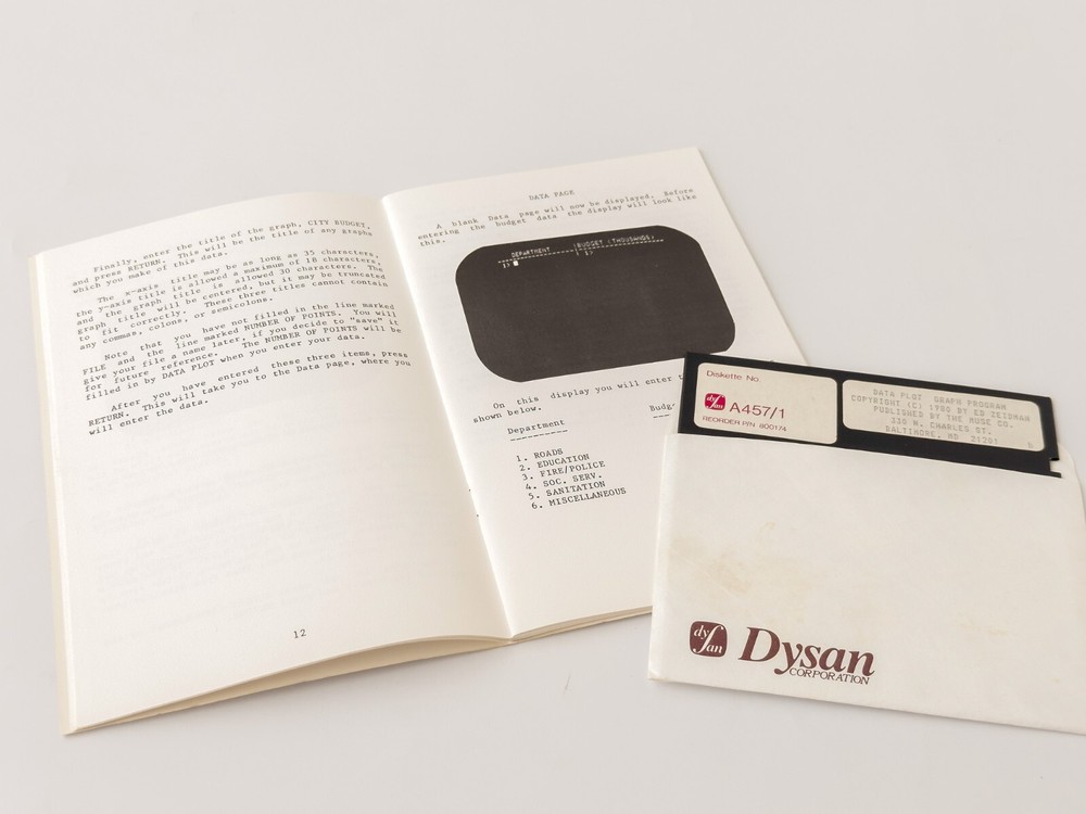 Data-Plot Graph Program - MUSE Software (The MUSE Co.) - 1980 / Apple II