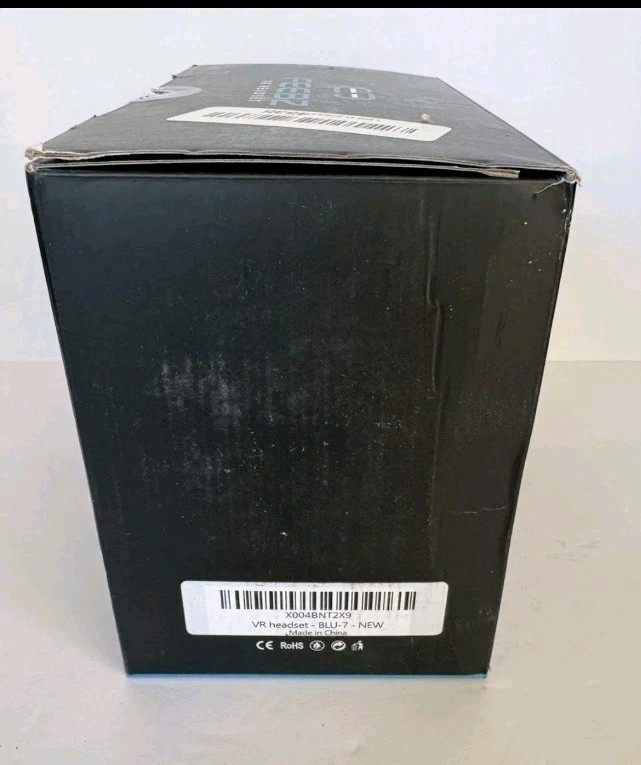 FeeBZ Virtual Reality Headset For iPhone And Android.