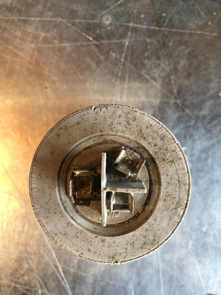 Dual Run Capacitor 60/5/370 Vac Round