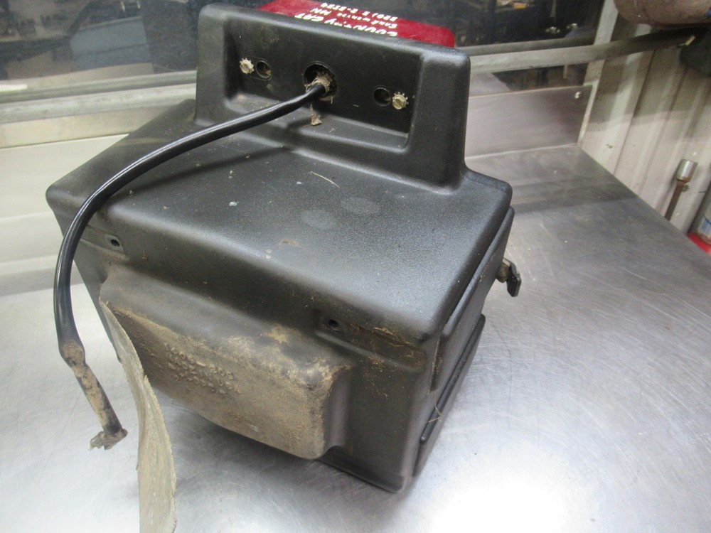 2005 Arctic Cat 500 4x4 Auto TRV storage box/toolbox