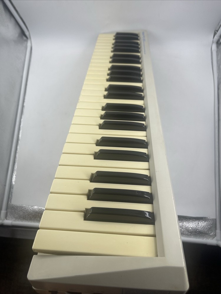 Rare Vintage Roland PC-100 Midi Keyboard Controller Untested