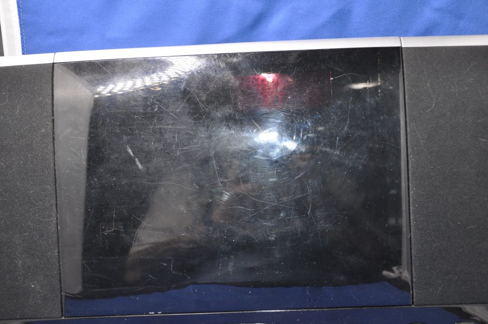 Brookstone Wall Mount CD/ IPOD/ Tuner Tested Working