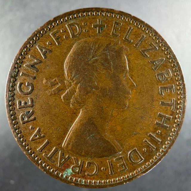 1954 Great Britain Half Penny Sharp Features Elizabeth II Bronze
