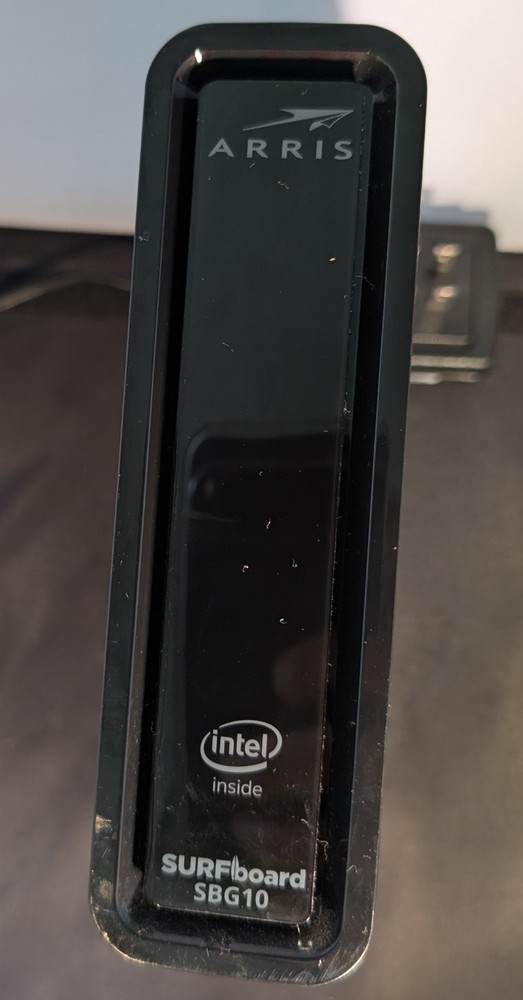 ARRIS SURFboard SBG10 Modem Router Combo – Open Box