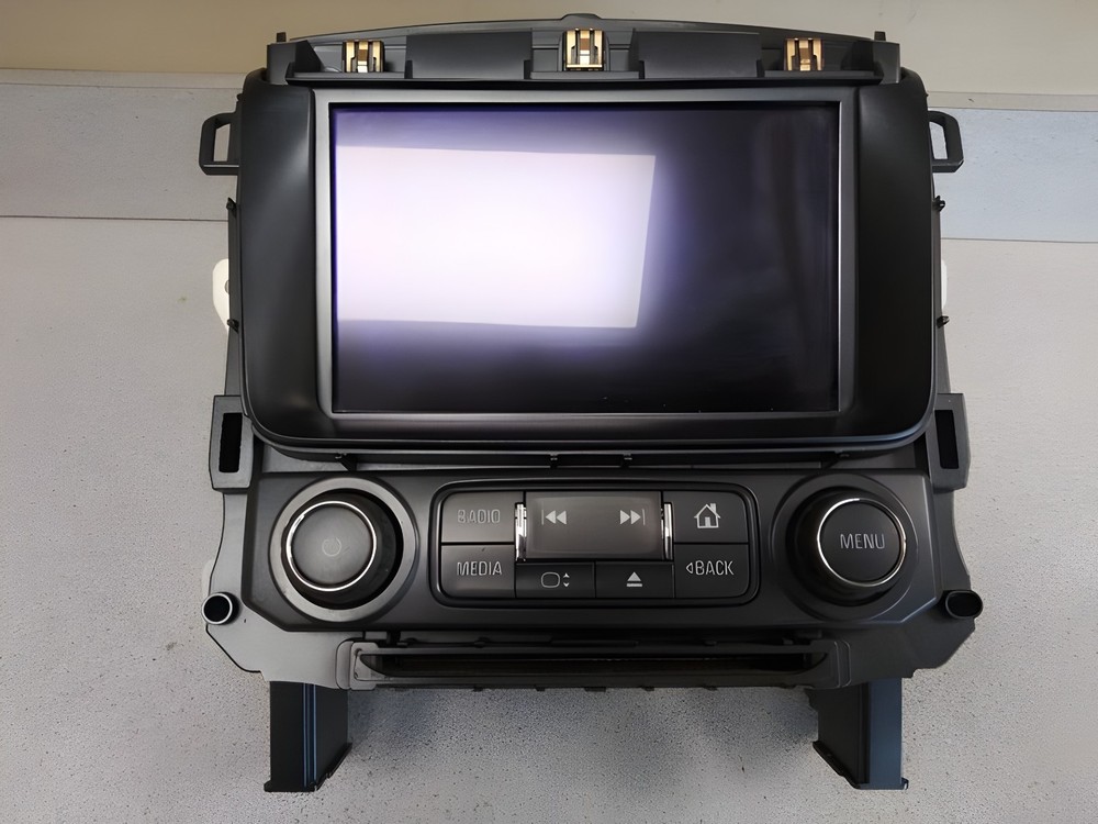 2017-2020 Chevy Tahoe Radio/CD Control Panel With Display Screen OEM