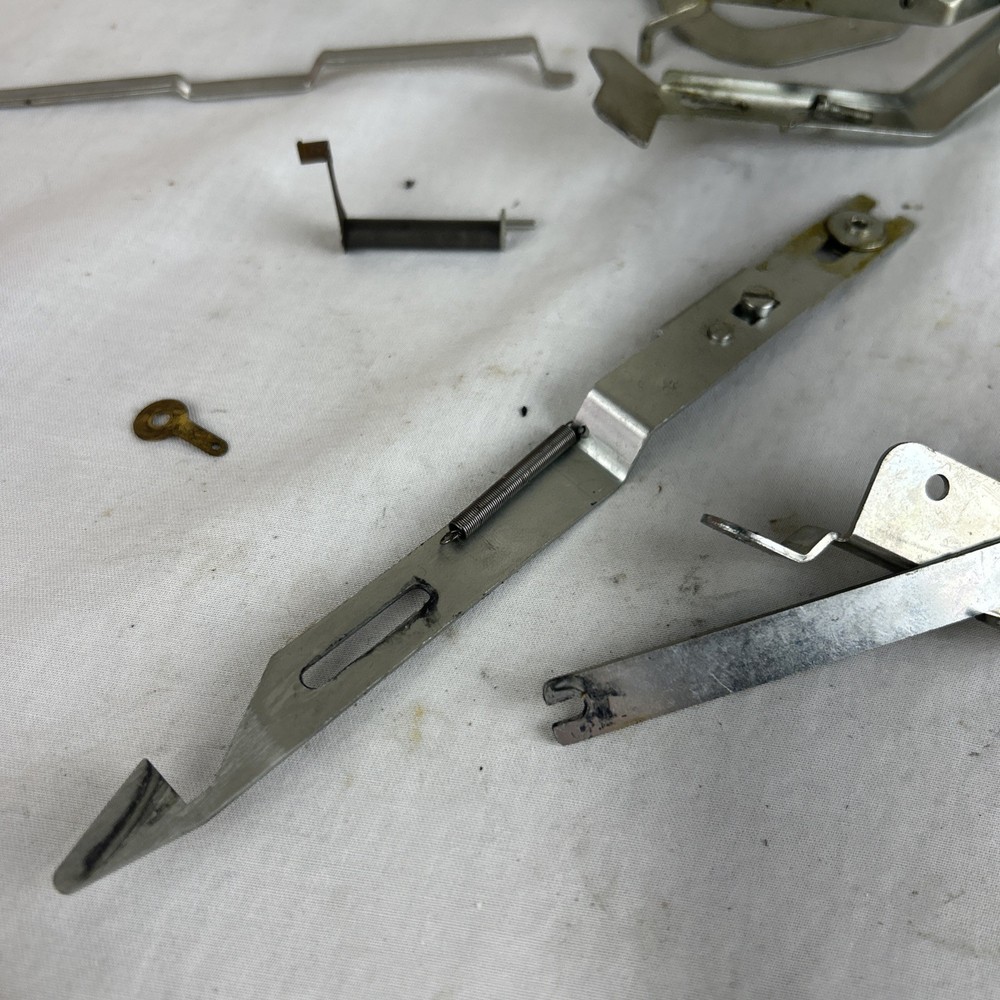 Dual 1019 Miscellaneous Linkages Original