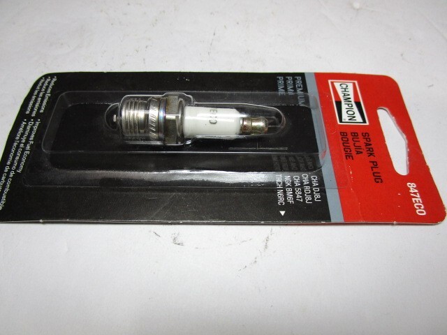Champion 847ECO Premium Small Engine Spark Plug