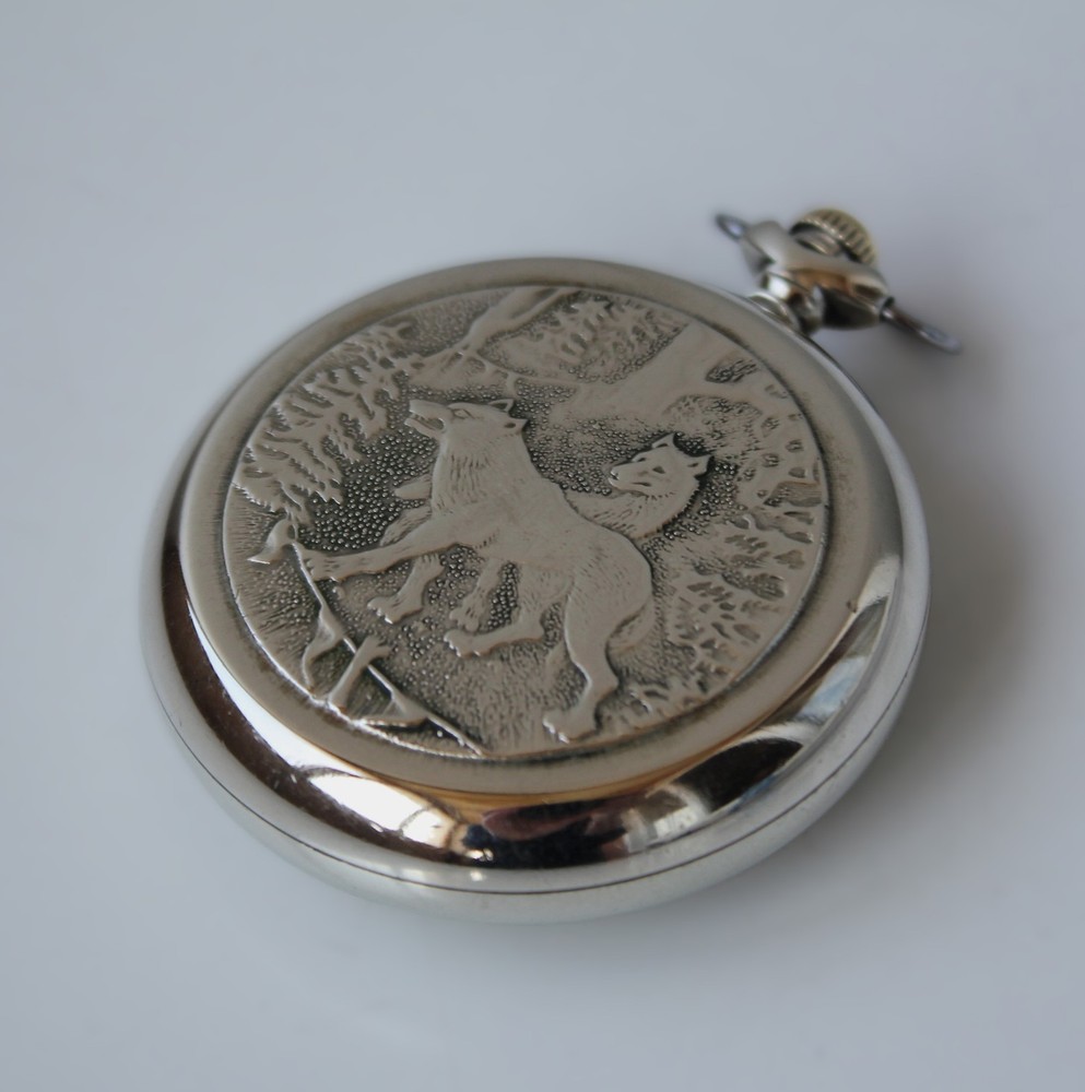 Molniya mechanical watch with a leather strap, wolves