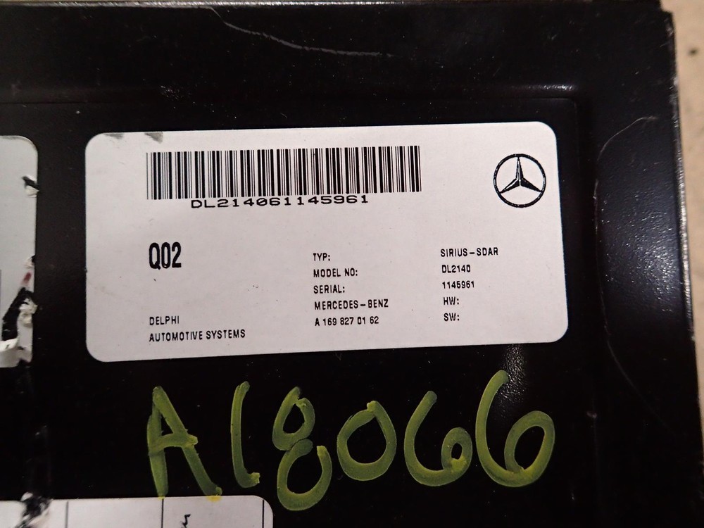 07 MERCEDES GL450: Receiver, Satellite, Module ID# 1698270162