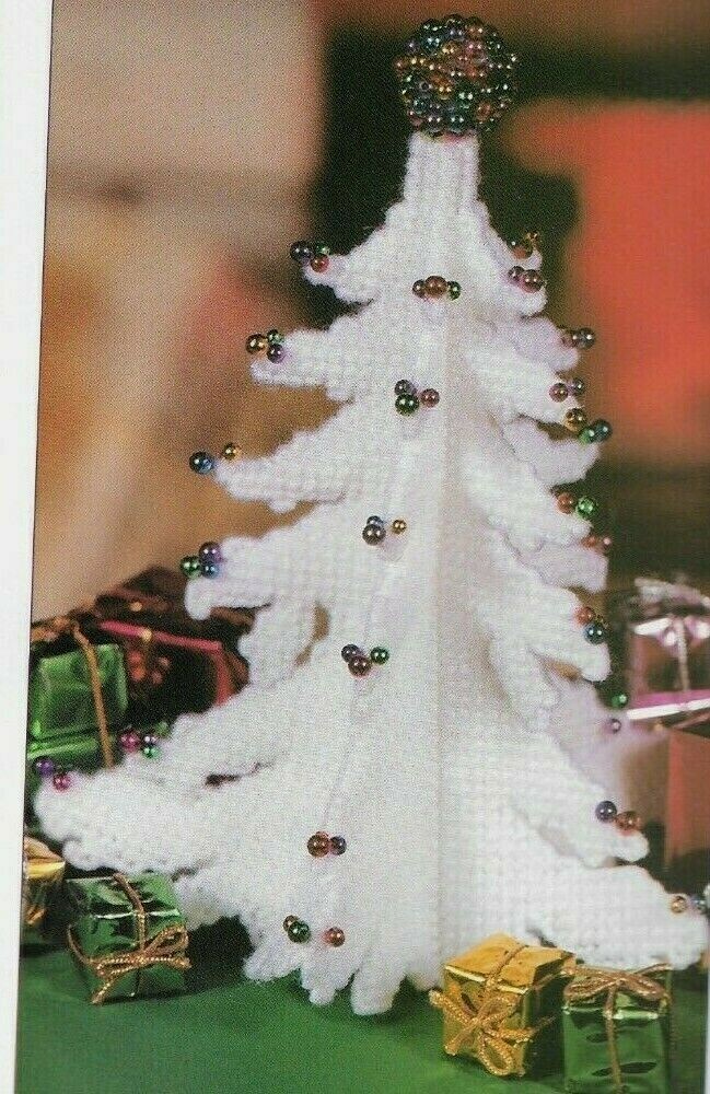 WHITE CHRISTMAS TREE 10" CENTERPIECE PLASTIC CANVAS PATTERN INSTRUCTIONS