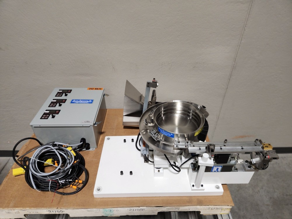 Service Engineering Vibratory Feeder Bowl/ Control Panel/ Feeder 230V/ 10CCW