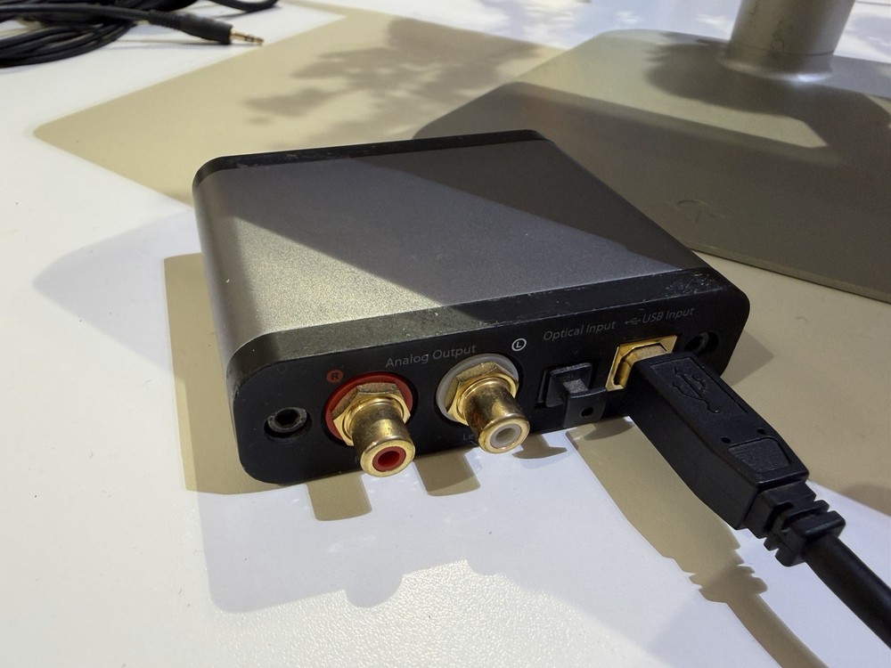 Audioengine D1 USB DAC Headphone Amplifier External Box Optical Input