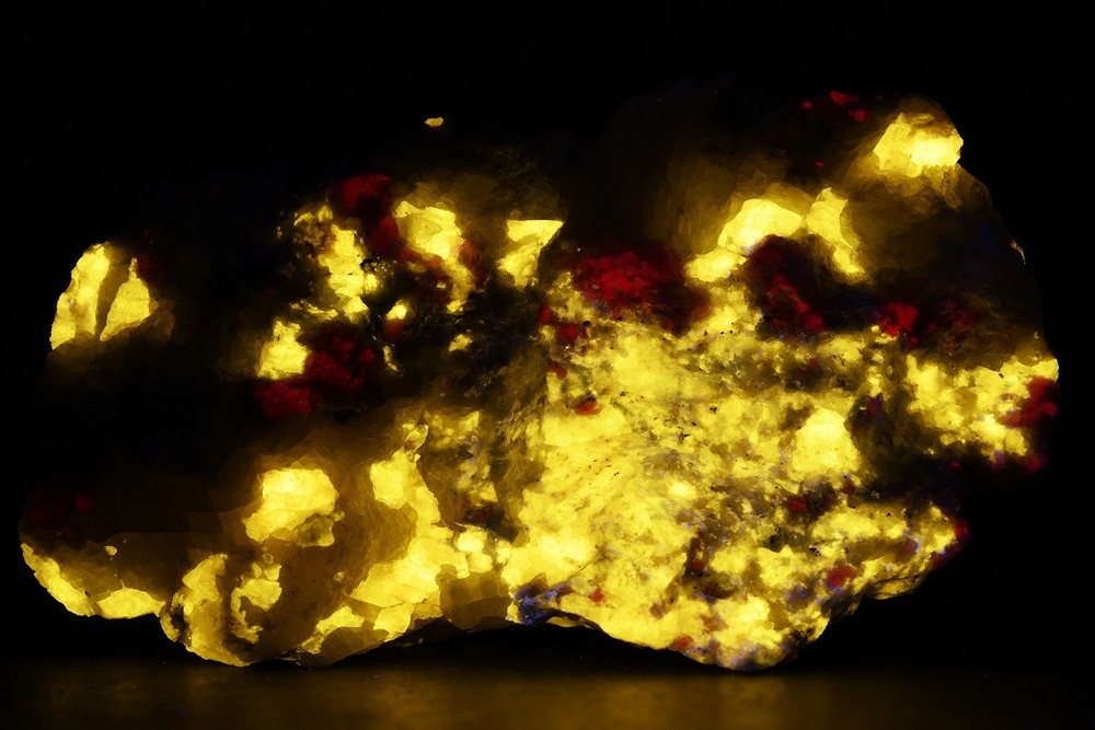 Fluorescent Ruby, Scapolite from China