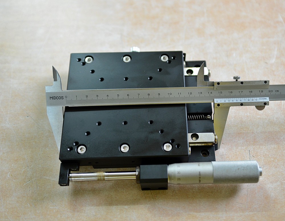 MISUMI Stage Positioner XYPG120 free ship