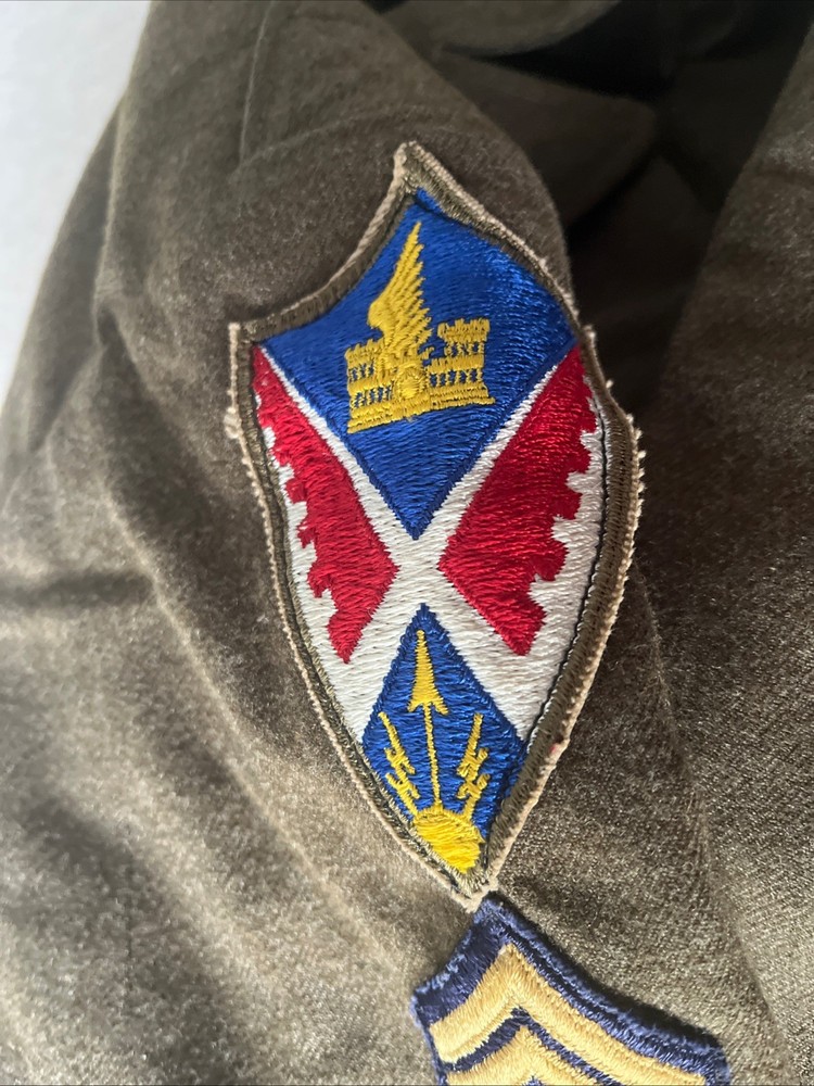 Ike Jacket With Korean War Air Force Patch Patches