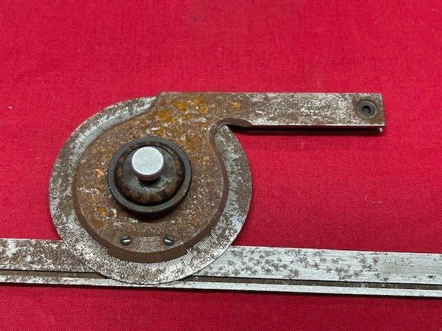 Starrett 359 Precision Universal Bevel Vernier Protractor - RUSTY