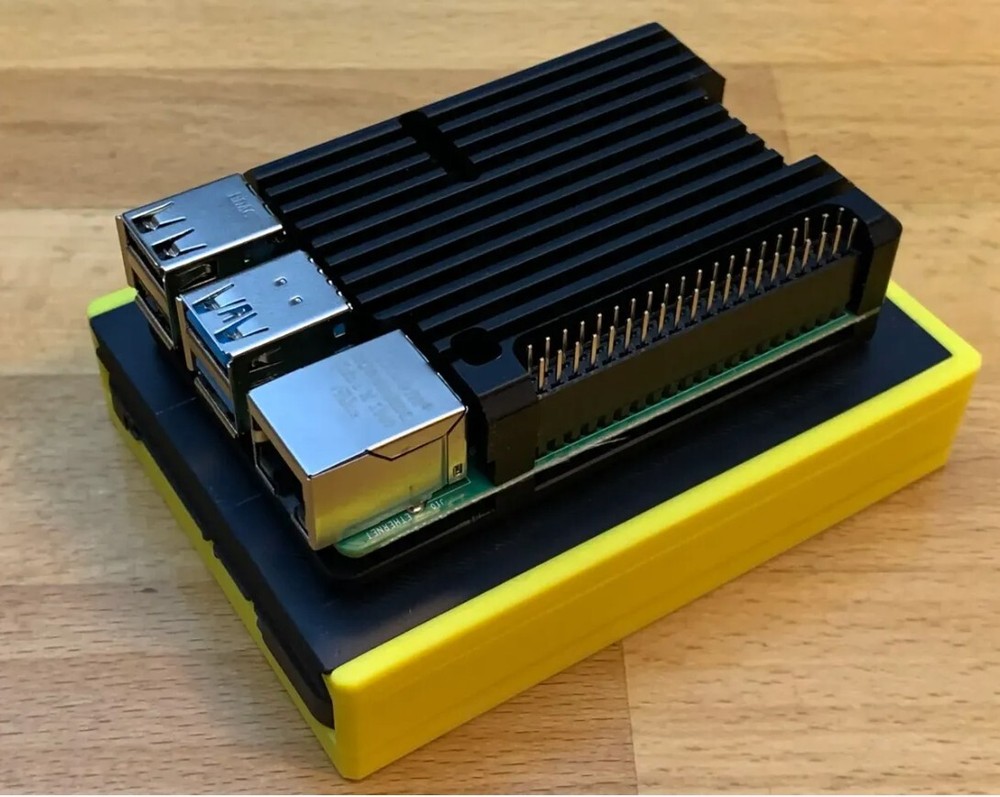 Raspberry Pi 4 Model B SSD Box (White and/or Black)