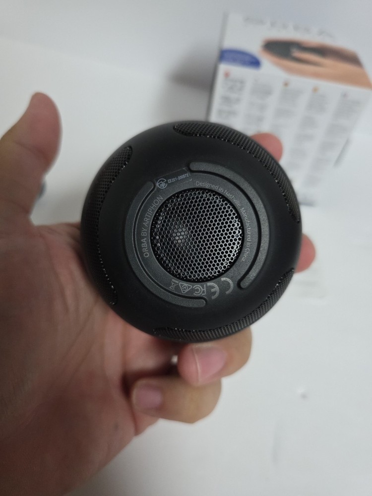 ORBA by Artiphon Midi Keyboard Controller with USB Cable