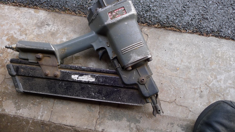 SENCO FRAMEPRO 600 FRAMING NAILER, 2" TO 3-1/2"