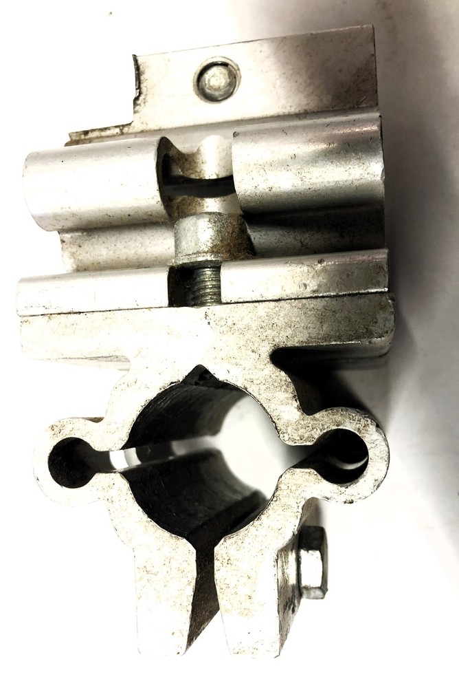 Unbranded Printer Bracketry Clamp 2-1/2x2-1/2x4-1/2 in USED