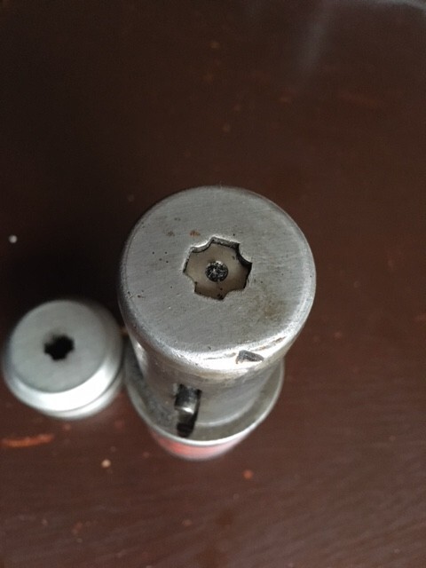 1 1/2 strippit .125 4 corner radius punch assembly