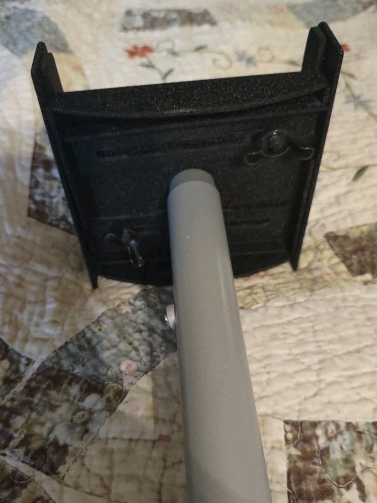 Omnimount SR3 Adjustable Speaker Stands