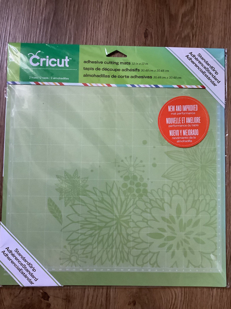 Cricut Standard Grip adhesive (2 pack) cutting mats 12 X 12 (2001974)