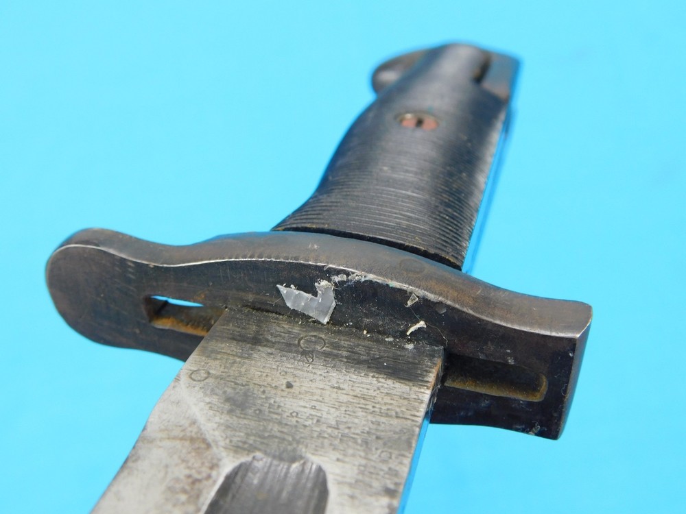 US WW2 Fighting Knife made from Bayonet