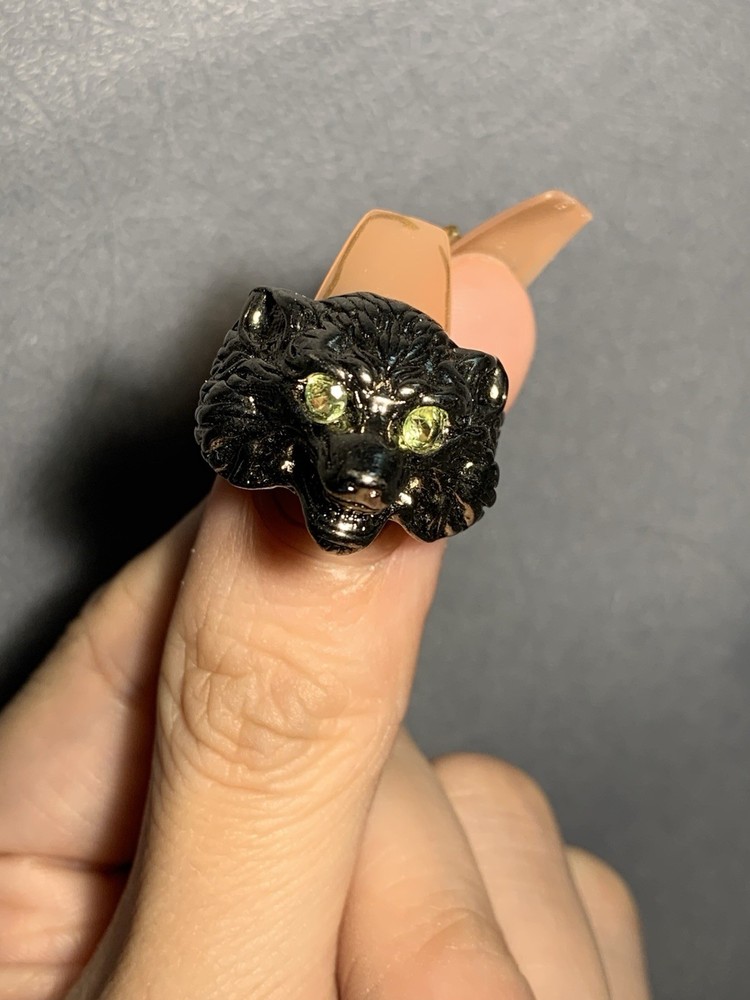 Natural Olivine Gemstone Wolf Head Cooper Man Ring/ Adjustable