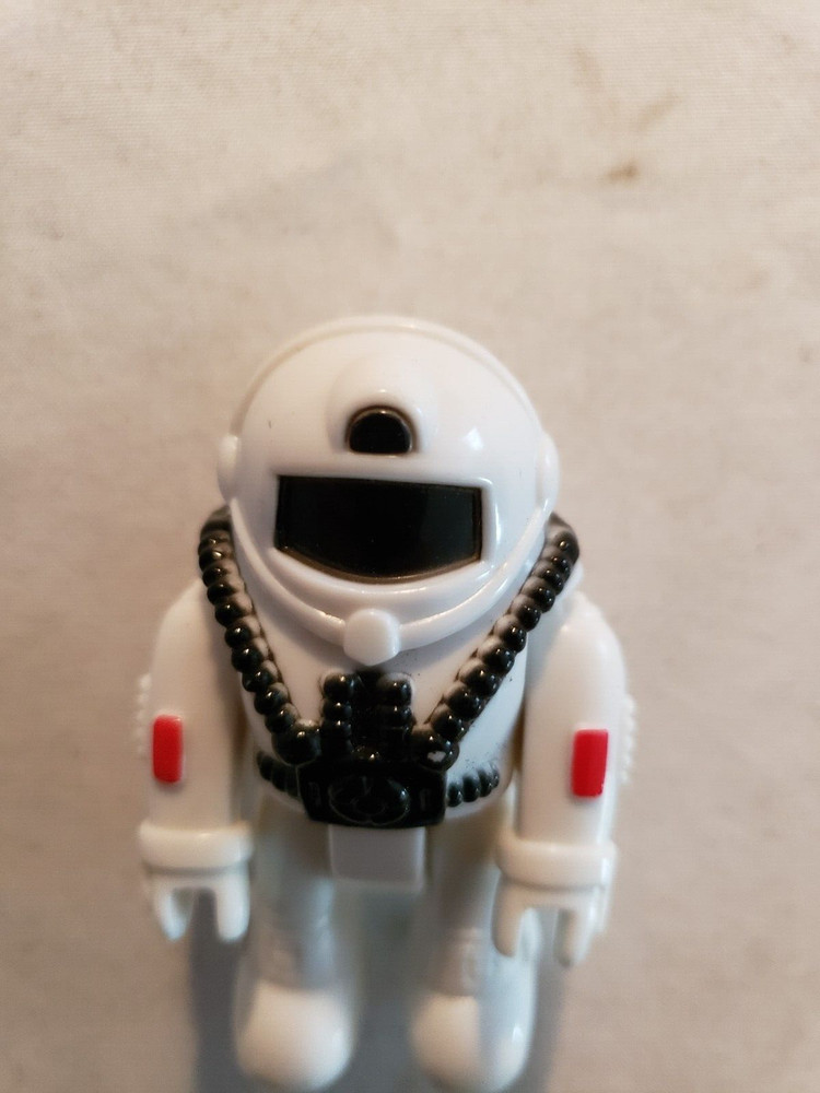 2000 Space Voyagers Set: Space Shuttle Orbiter Replacement Astronaut