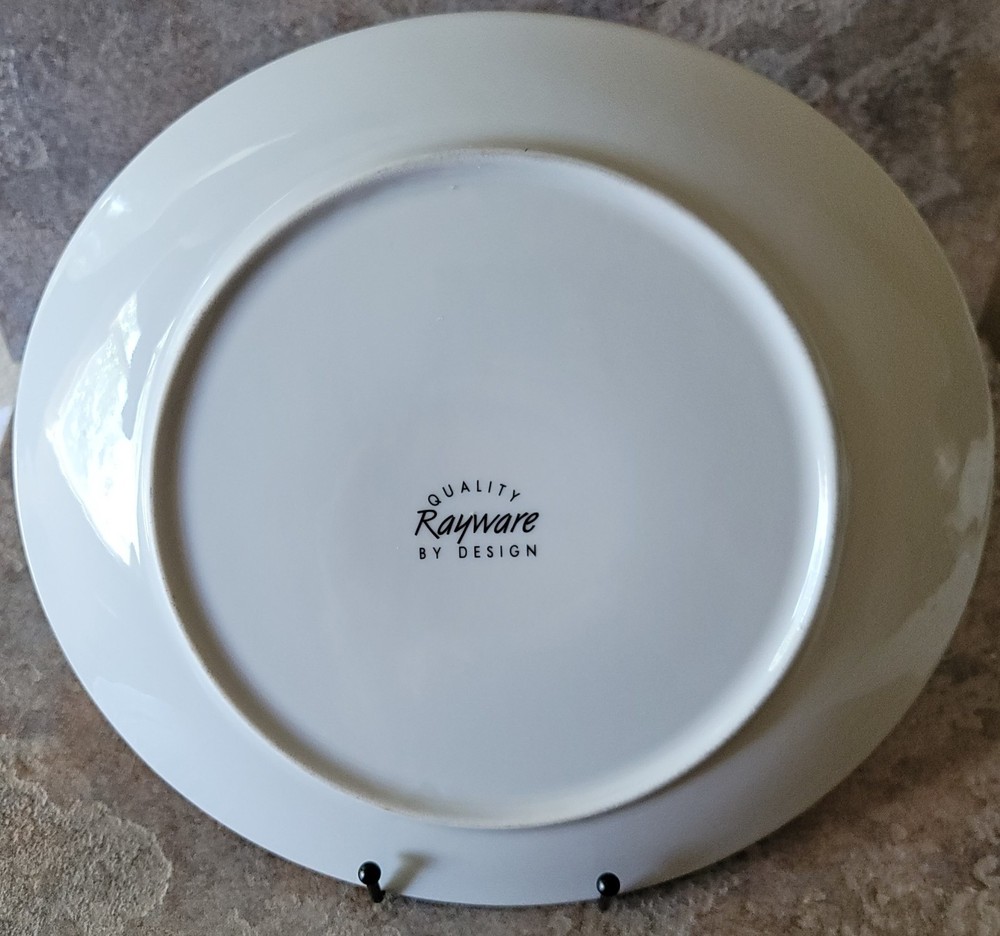 Egyptian themed 10" decorative plate.