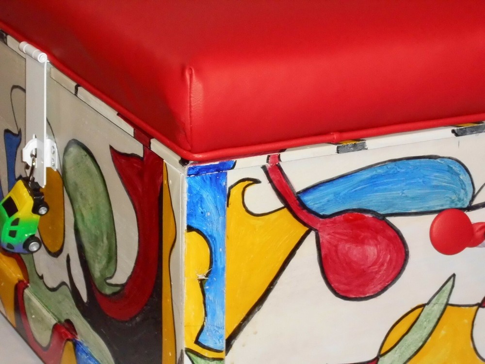 Happy Ottoman/ Storage Box ( Primitive)