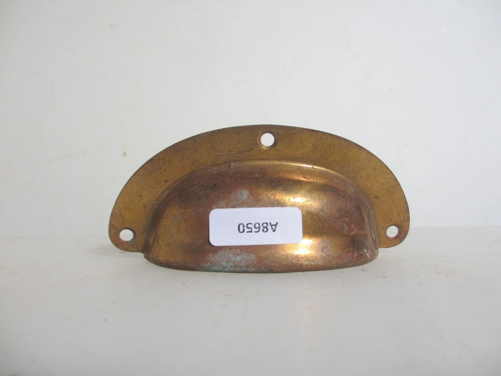 Vintage Brass Drawer Cup Handle Cupboard Pulls Shell Old Antique x1