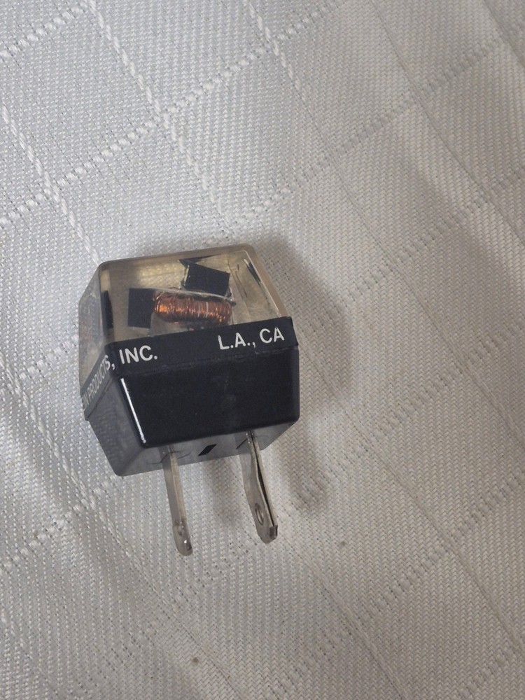 Wein XL8 Micro Ultra Slave H Prong PC 400' Range Open Package