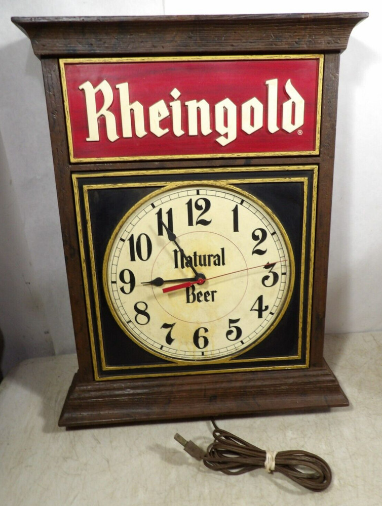 Vintage 1973 Rheingold Beer Wall Clock Sign Working